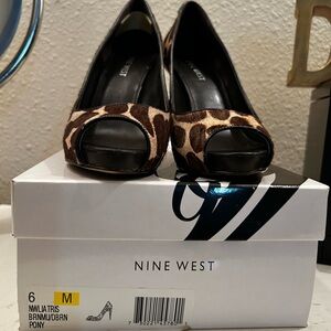 Nine West size 6 heels Pony print